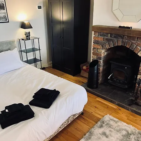 Quiet Cosy In Suburb * Cork